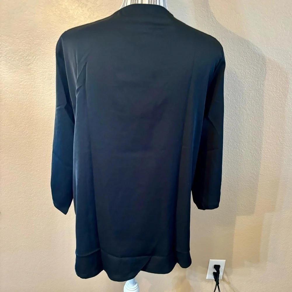 NWT Tunic Top Small Oversized Grosy Black Embroidered Floral Pink White Zip Neck - Picture 9 of 15